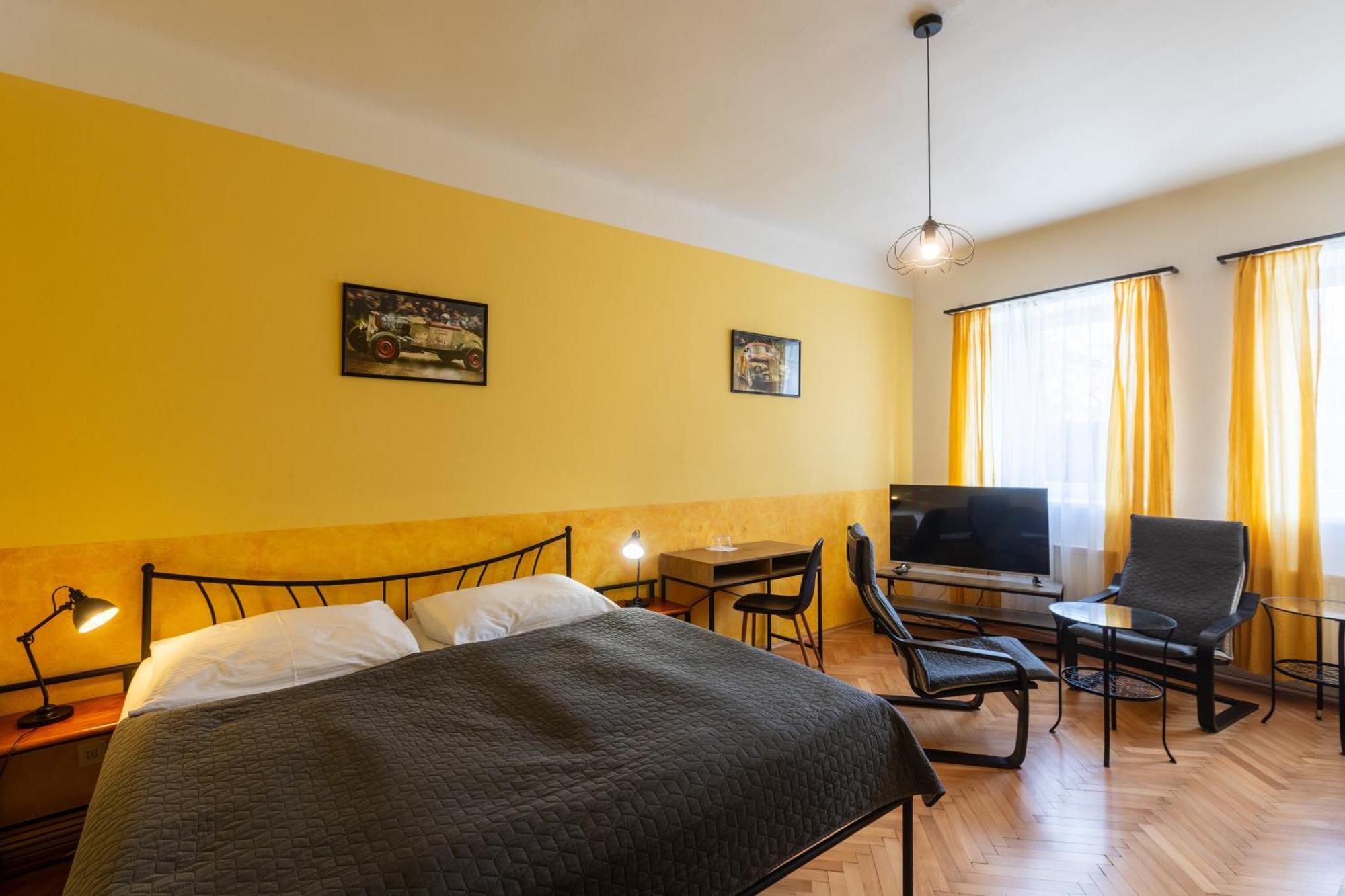 Hotel Atlas Ceske Budejovice Extérieur photo
