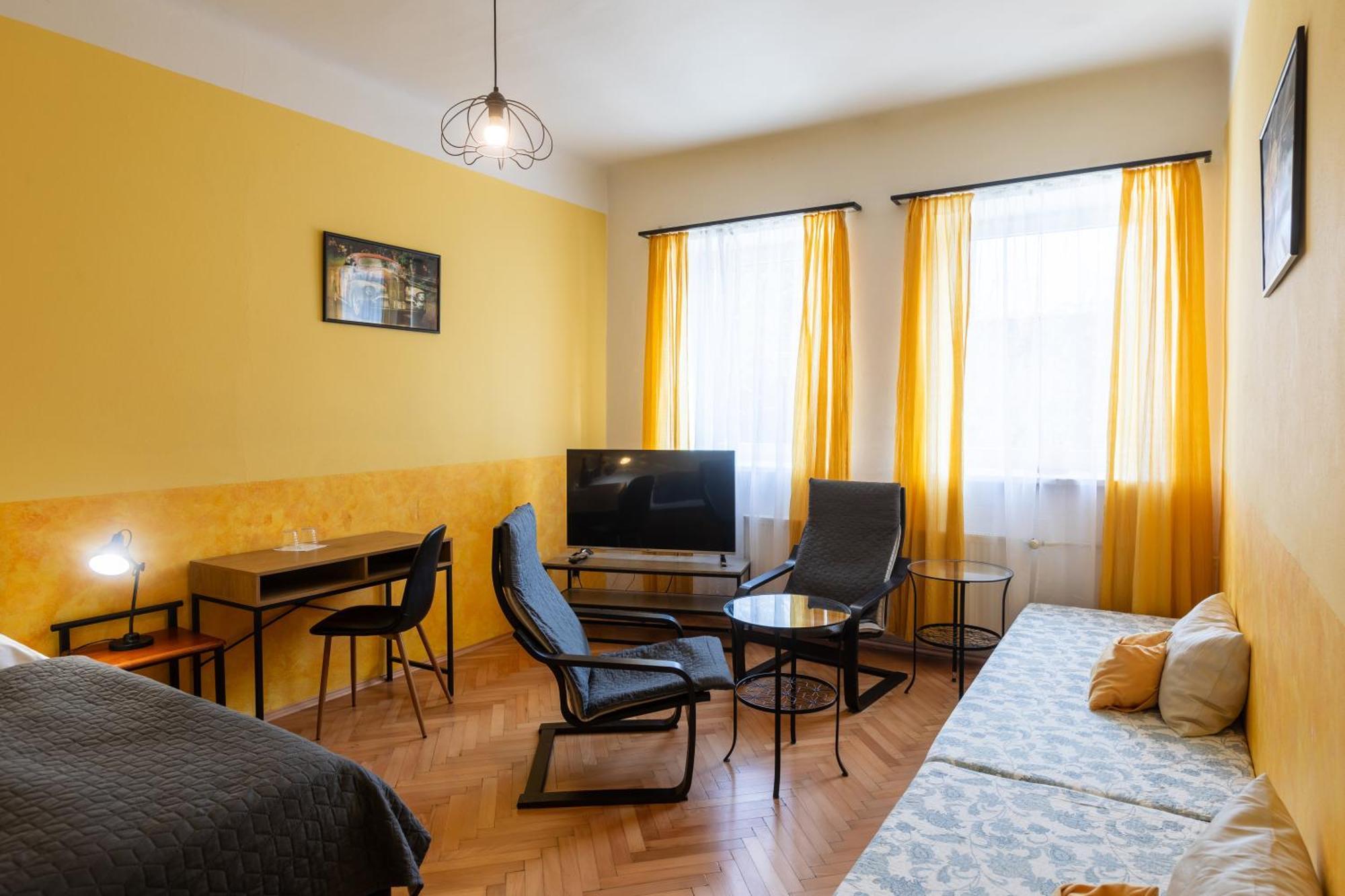Hotel Atlas Ceske Budejovice Extérieur photo