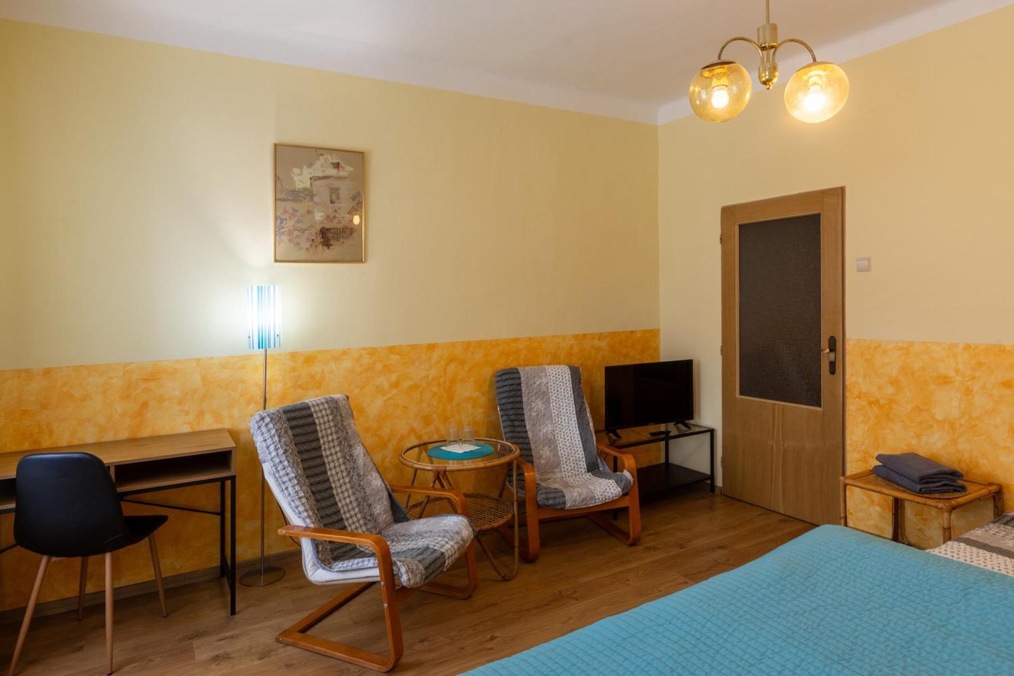 Hotel Atlas Ceske Budejovice Extérieur photo